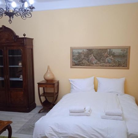 Bajloni Lux Apartment Белград Екстериор снимка