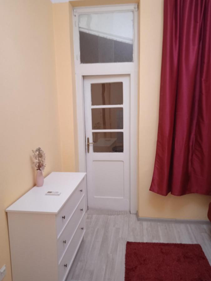 Bajloni Lux Apartment Белград Екстериор снимка