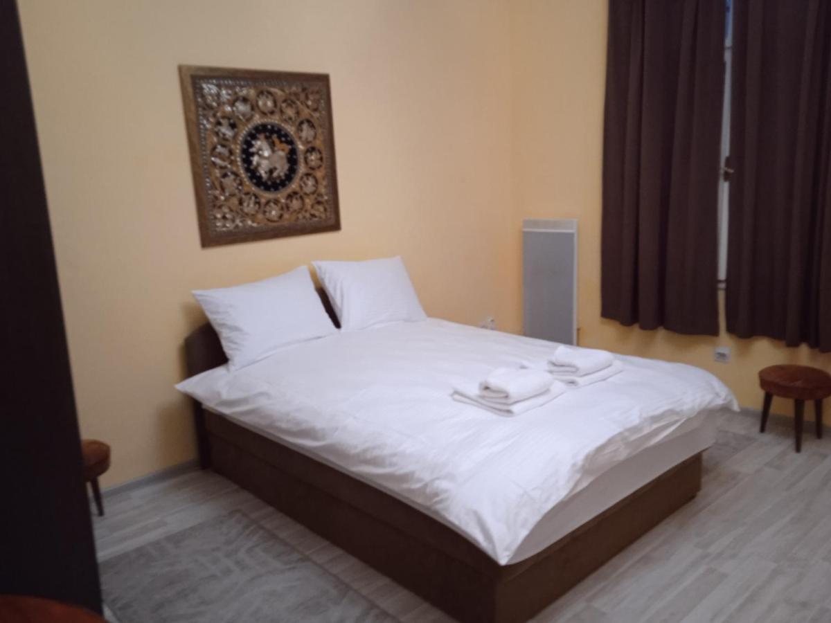 Bajloni Lux Apartment Белград Екстериор снимка