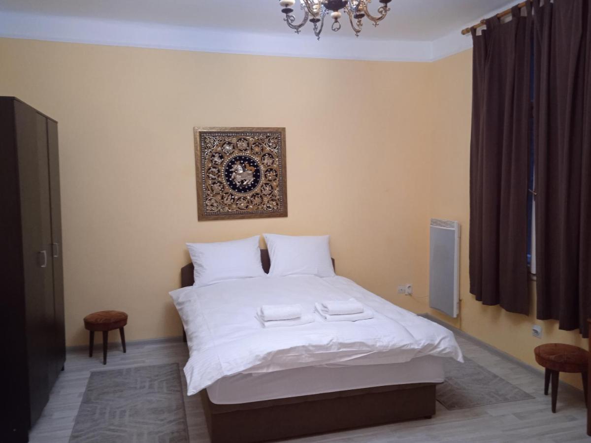 Bajloni Lux Apartment Белград Екстериор снимка