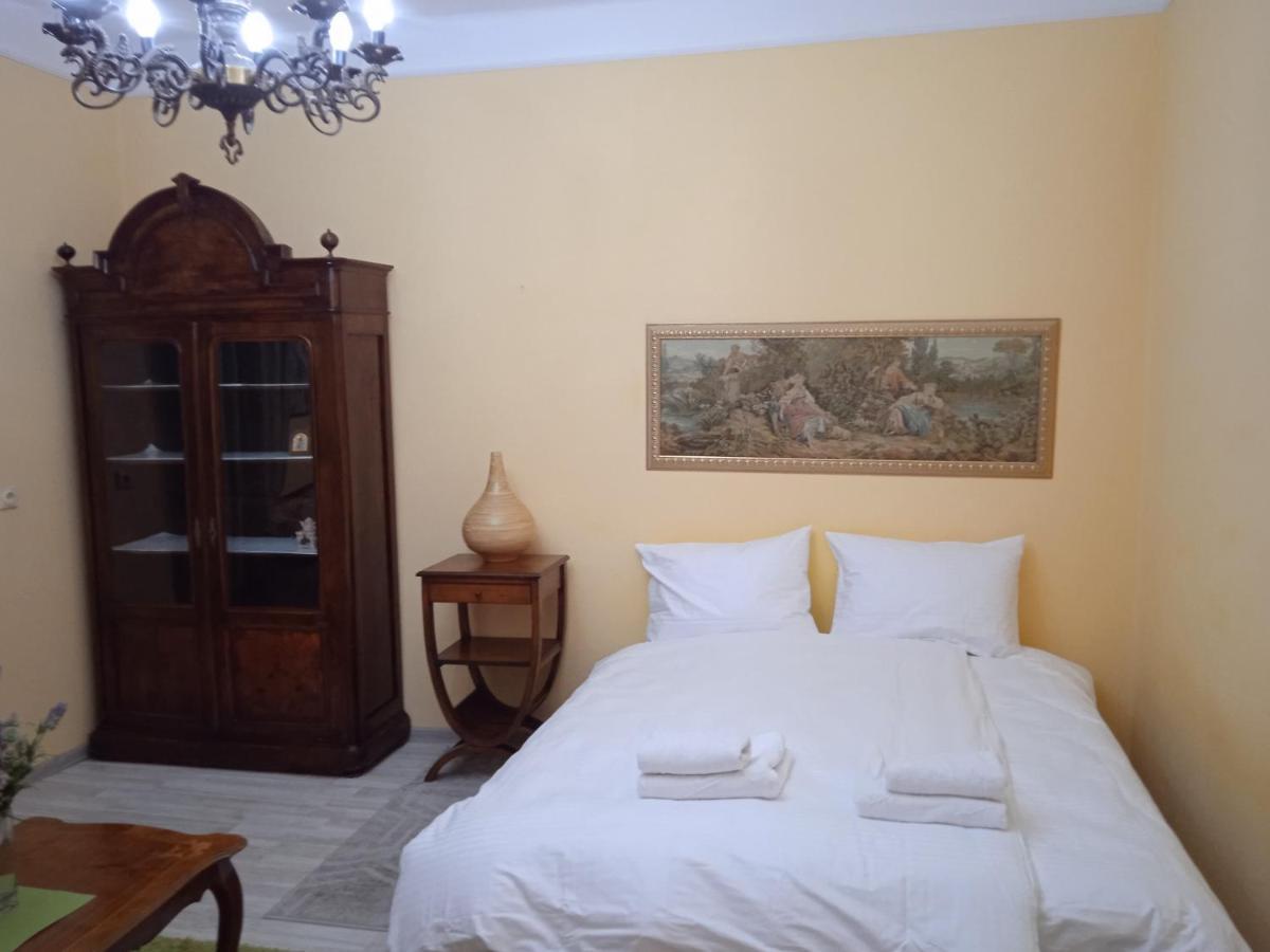 Bajloni Lux Apartment Белград Екстериор снимка